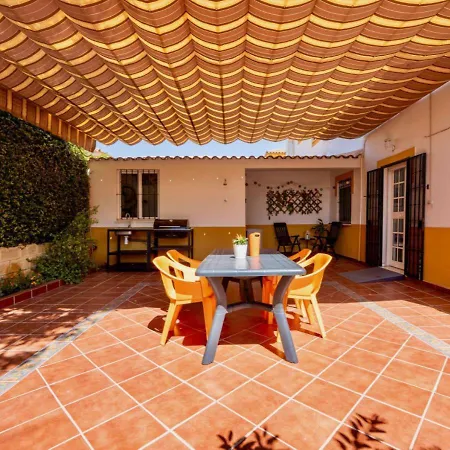 Casa Juan Sebastian Elcano Gelves Exterior photo